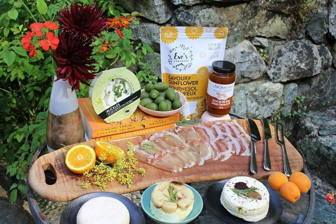 Salt Spring Island "Artisan Trail" Hop On Hop Off Tour! - Salt Spring Island Cheese offers the fullest visit