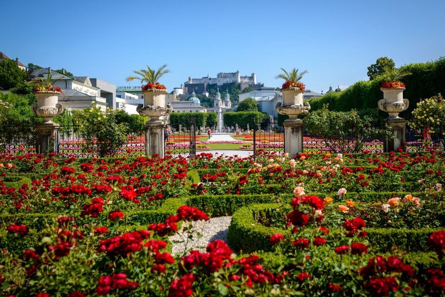 Salzburg: Hop-on Hop-off City Tour - Mozartsteg and Imbergstraße