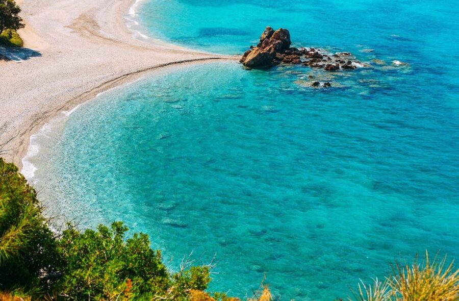 Samos: Full-Day Guided Island Bus Tour - Free time in Pythagorion