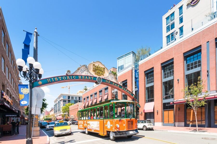 San Diego: Hop-on Hop-off Narrated Trolley Tour - Balboa Park and El Prado