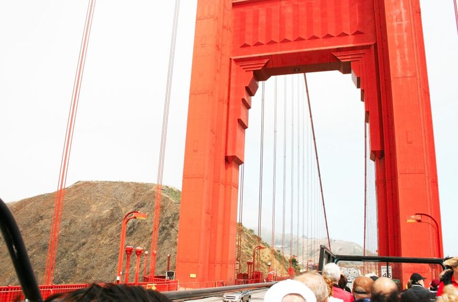 San Francisco: Hop-On Hop-Off Bus with Ferry & Alcatraz Tour - Chinatown, Union Square, and the central city