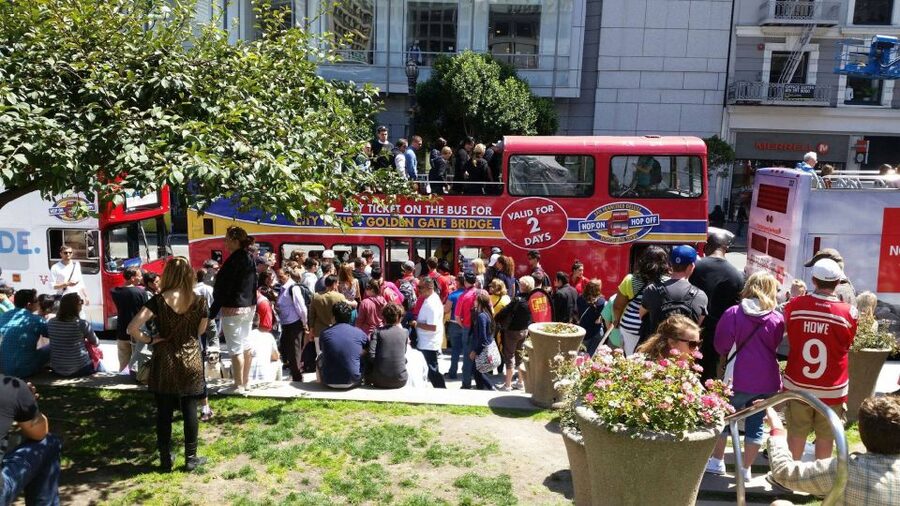 San Francisco: Hop-On Hop-Off Deluxe Bus Tour with 20 Stops - Starting at Union Square or Taylor Street