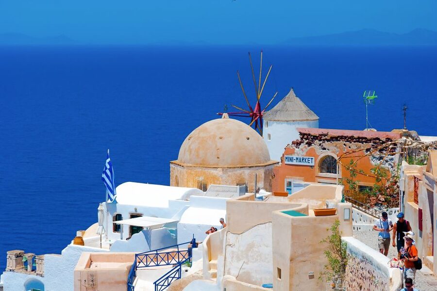 Santorini Island Bus Tour and Caldera Sunset Cruise - What $72 gets you, and what it does not