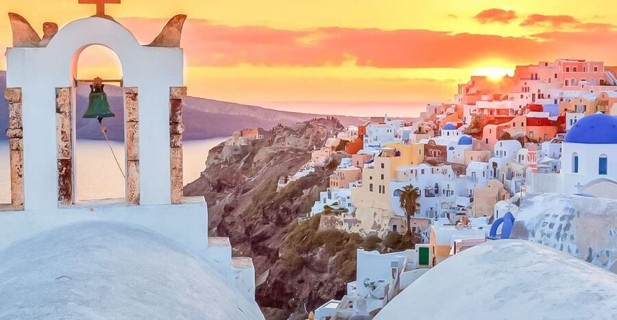 Santorini: Traditional Sightseeing Bus Tour with Oia Sunset - Key points to know before booking