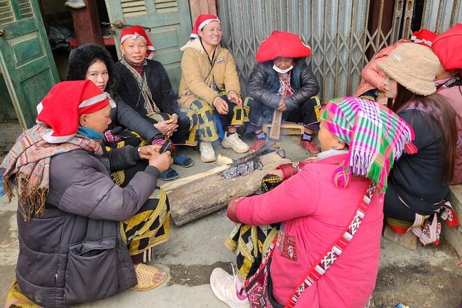 Sapa - Bac Ha Trek Tour - Night Train & Bus & Homestay overnight - Sunday morning at Bac Ha Market