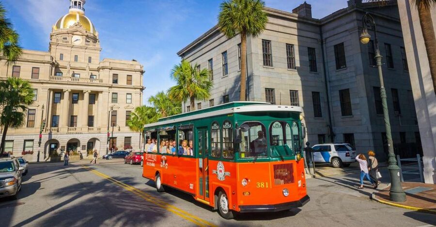 Savannah: Old Town Hop-On Hop-Off Trolley Tour - Ellis Square and City Market