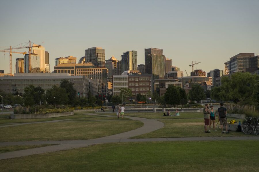 Seattle: Sightseeing Bus Tour with the Ballard Locks - How the three stops work together