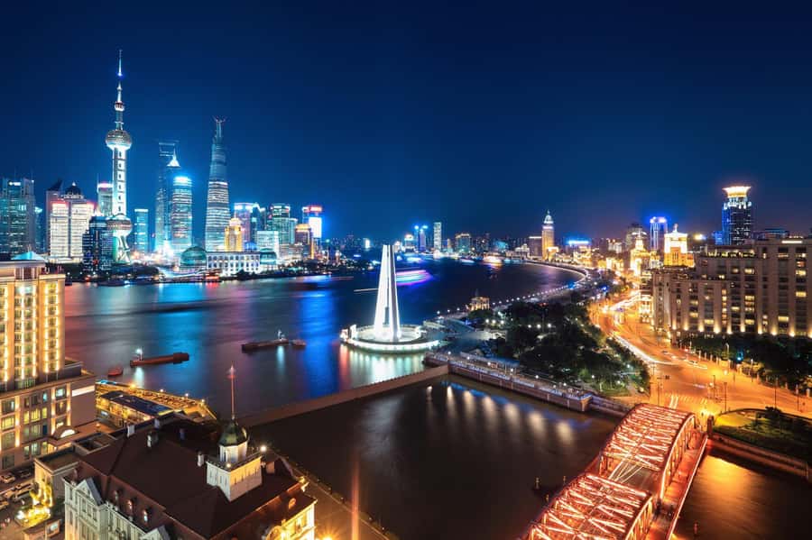 Shanghai：Old Town, Yu Garden, Zhujiajiao Water Town Bus Tour - A full day that links three different Shanghais