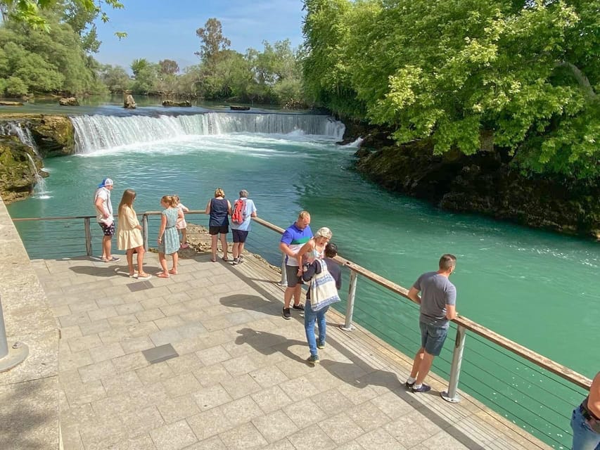 Side: Cabrio Bus and Boat Day Trip at the Green Lake - Who should book this Side day trip?