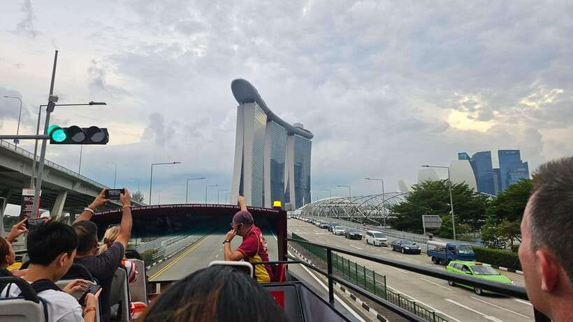 Singapore: Big Bus Night Tour by Open-Top Bus & Live Guide - Orchard Road, Clarke Quay, and the ride back