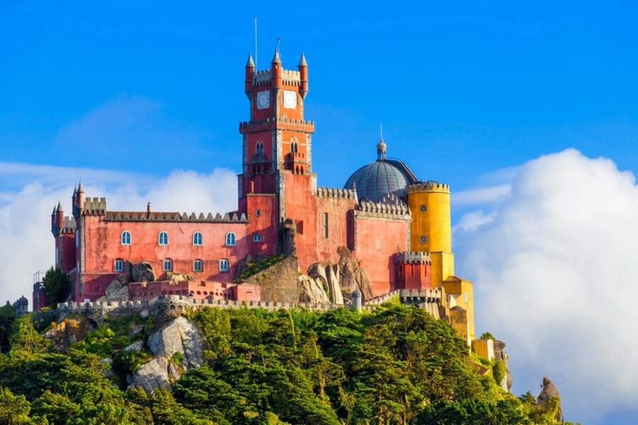 Sintra: Official Public Bus Transport: All Palaces & Castles - Should you book it?