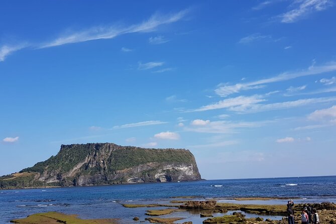 Small Group Jeju island Private Mini-Bus Tour - Choosing the right starting point