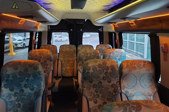 Small Group Jeju island Private Mini-Bus Tour - Hamdeok Beach and the north coast