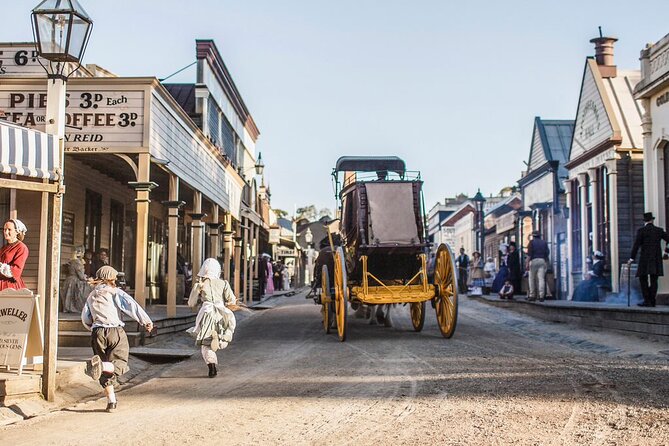 Sovereign Hill, Botanical Gardens and Melbourne Skydeck Bus Tour - From Melbourne to Ballarat and the goldfields