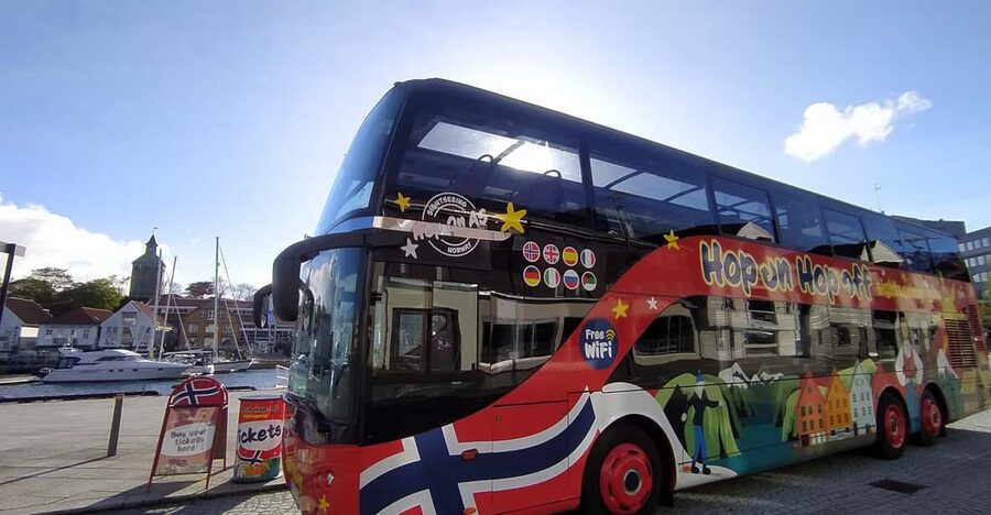 Stavanger: 24-Hour Hop-On Hop-Off Bus Pass GrayLine - Old Stavanger and the historic homes