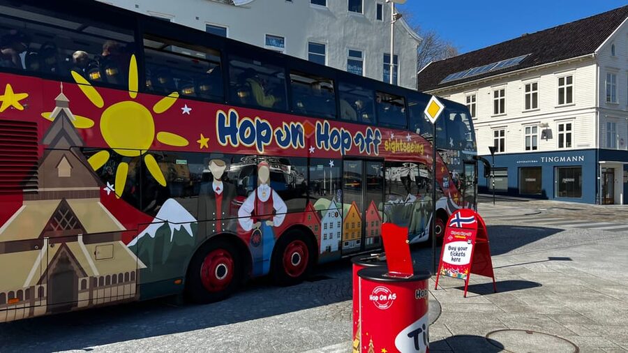 Stavanger: 24-Hour Hop-On Hop-Off Bus Pass GrayLine - Hear Stavanger’s story while you ride