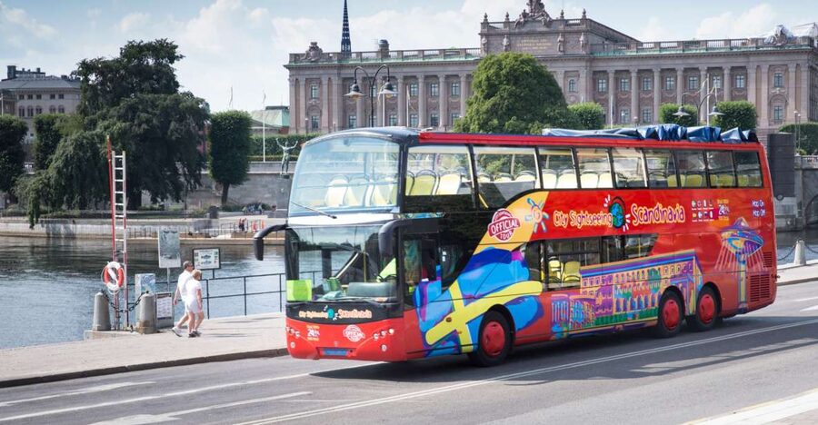 Stockholm: City Sightseeing Hop-On Hop-Off Bus Tour - Karlaplan, Stureplan, and the Ice Bar