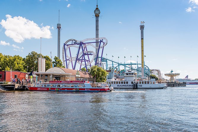Stockholm Hop-On Hop-Off Bus & Boat Options - Audio commentary, earbuds, and the tracking app