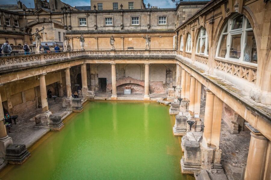 Stonehenge & Bath: Full-Day Coach Tour from London - Who should book this day trip?