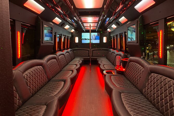 Strip Club Crawl & Open Bar Party Bus – Las Vegas - What this Las Vegas crawl is really offering
