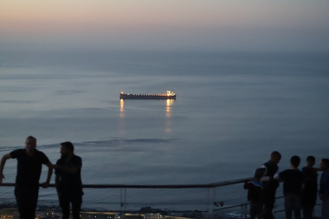 Summer Sunset Bus Tour in Cape Town - Returning to the Waterfront after sunset