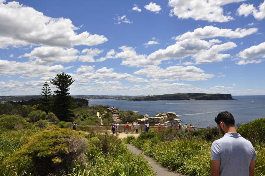 Sydney: City Highlights Guided Bus Tour - Bondi Beach gives you the longest break