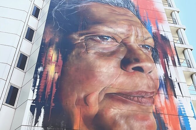 Sydney Guided Sightseeing Bus Tour - Paddington, Darlinghurst, and the return to the center