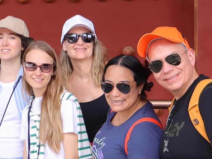 Temple Heaven, Summer Palace, Lama Temple, Hutong Bus Tour - How much walking should you expect?
