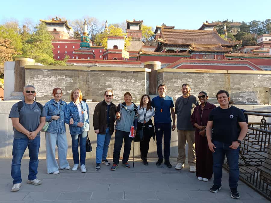 Temple Heaven, Summer Palace, Lama Temple, Hutong Bus Tour - The optional Imperial Waterway Cruise