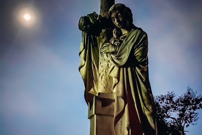 The Haunted Ghost Bus Tour in San Antonio - The bus ride: history, video, and changing scenery