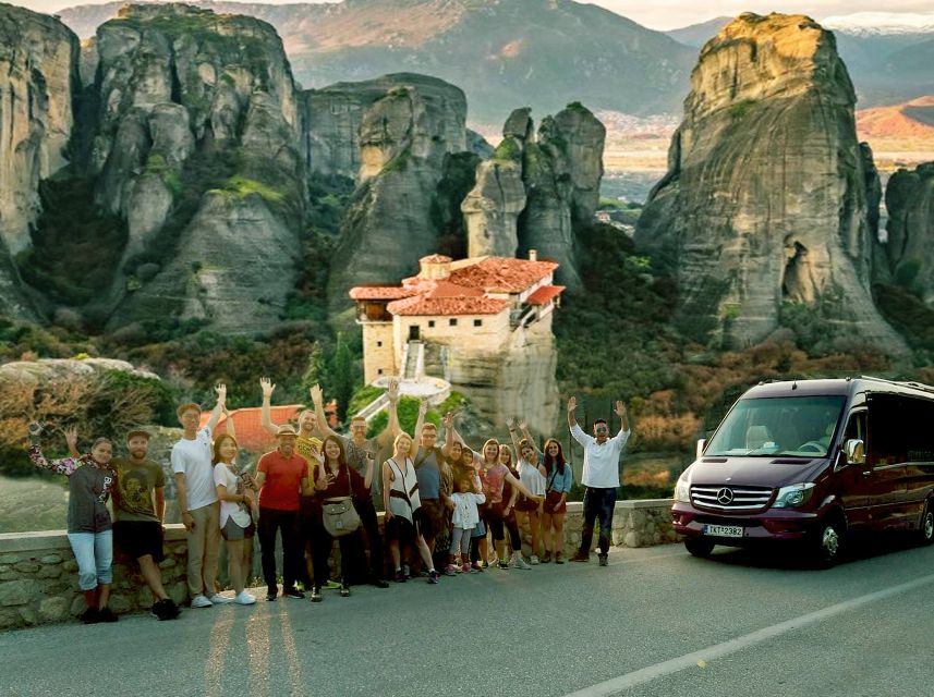 Thessaloniki : Meteora Full-Day Bus Trip with Local Guide - Four hours among six monasteries and towering rocks
