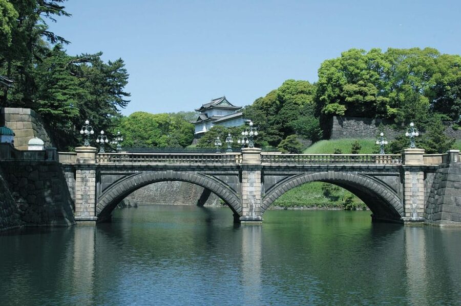 Tokyo: A Half-Day Trip Bus Tour in the Morning - Starting at the Imperial Palace Outer Garden