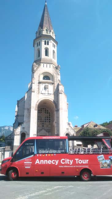 Tour of Annecy by convertible bus - A Fast First Look at Annecy
