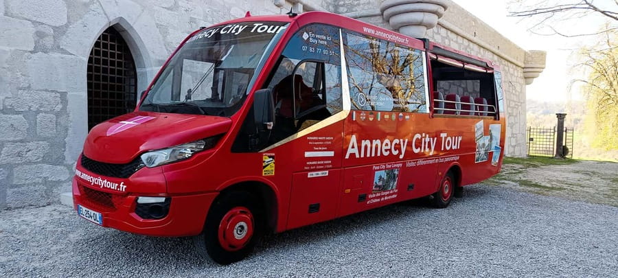 Tour of Annecy by convertible bus - Is the Price Good Value?