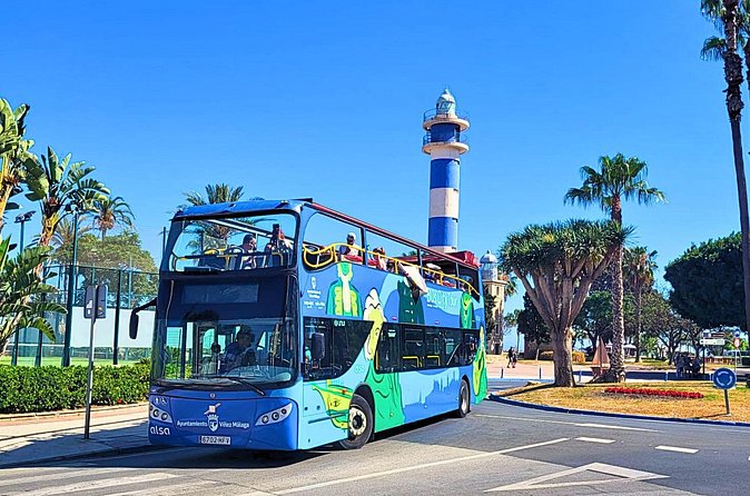 Tourist Bus Velez Malaga to Torre del Mar - The climb toward Vélez-Málaga