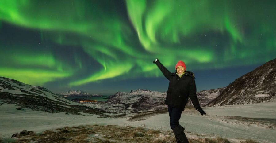 Tromso: Northern Lights Photography Tour by Bus (or miniBus) - Photography help that works for beginners