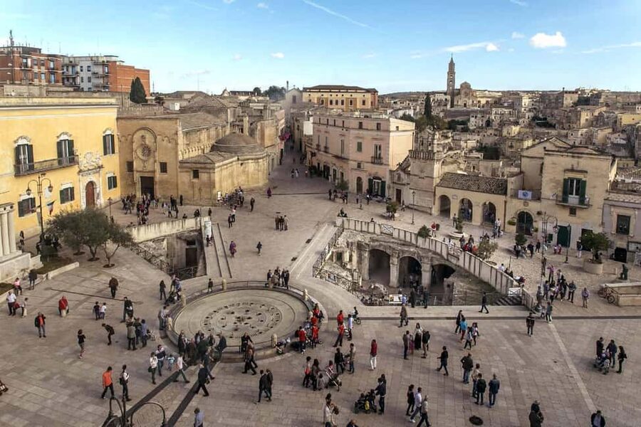 UNESCO Tour: Alberobello and Matera by private bus from Bari - Self-guided or guided: which option makes sense?