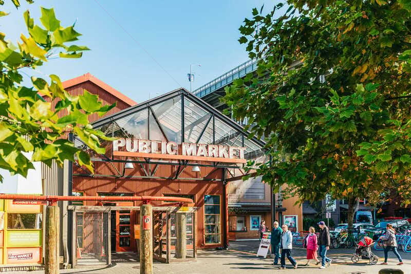Vancouver: Hop-on Hop-off Sightseeing Tour with 10 Stops - Chinatown, Gastown, and the Steam Clock