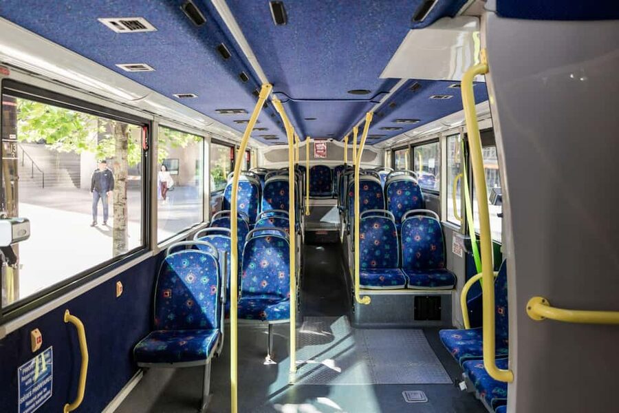Vancouver: Hop-on Hop-off Sightseeing Tour with 10 Stops - Timing, frequency, and the problem of full buses