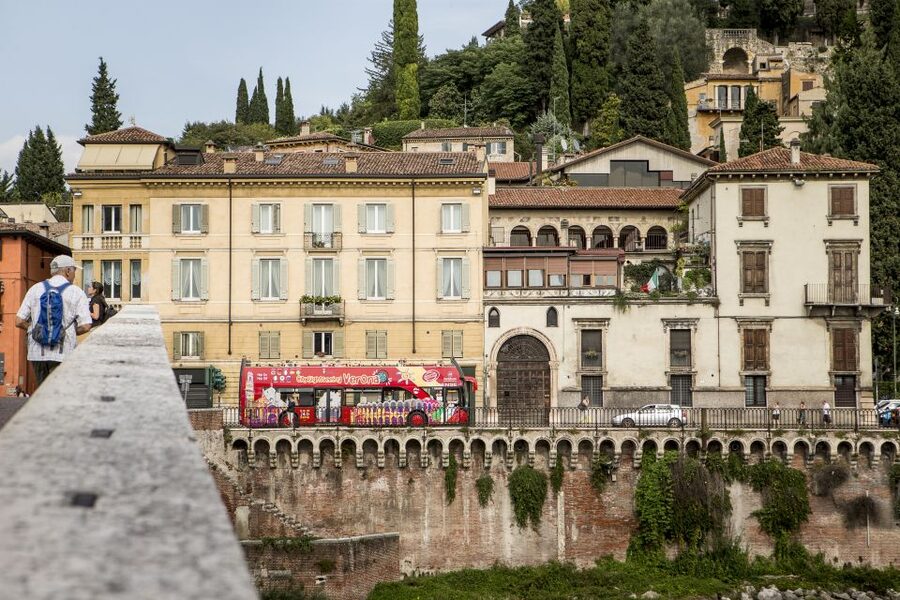 Verona: Hop-on Hop-off Tour 24 or 48-Hour Ticket - Key points to know before boarding
