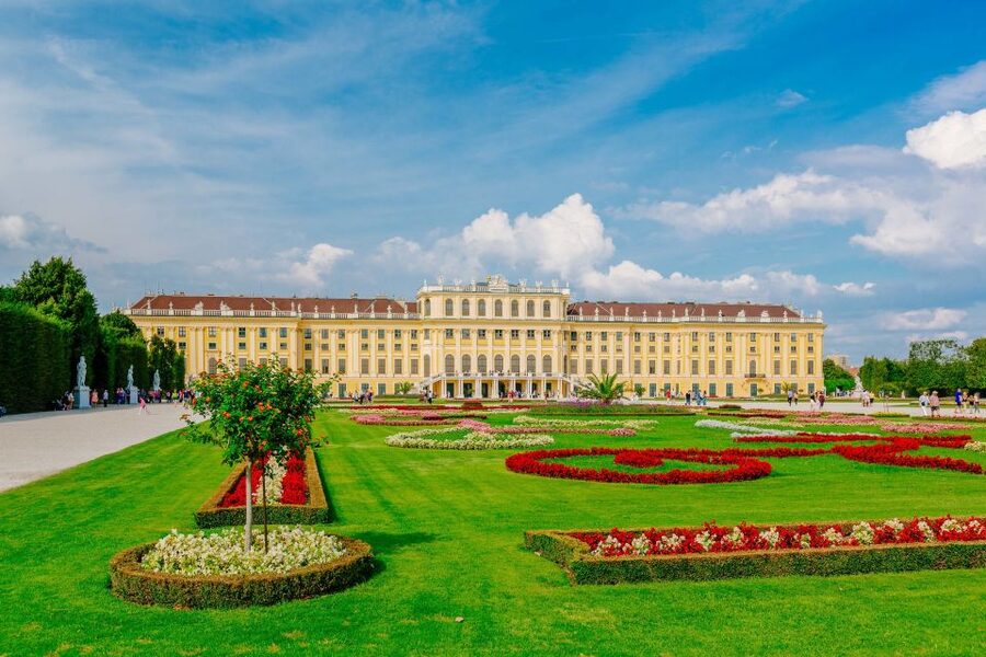 Vienna: Bus & Schönbrunn Palace Skip-the-Line Guided Tour - Schönbrunn Palace is the main event