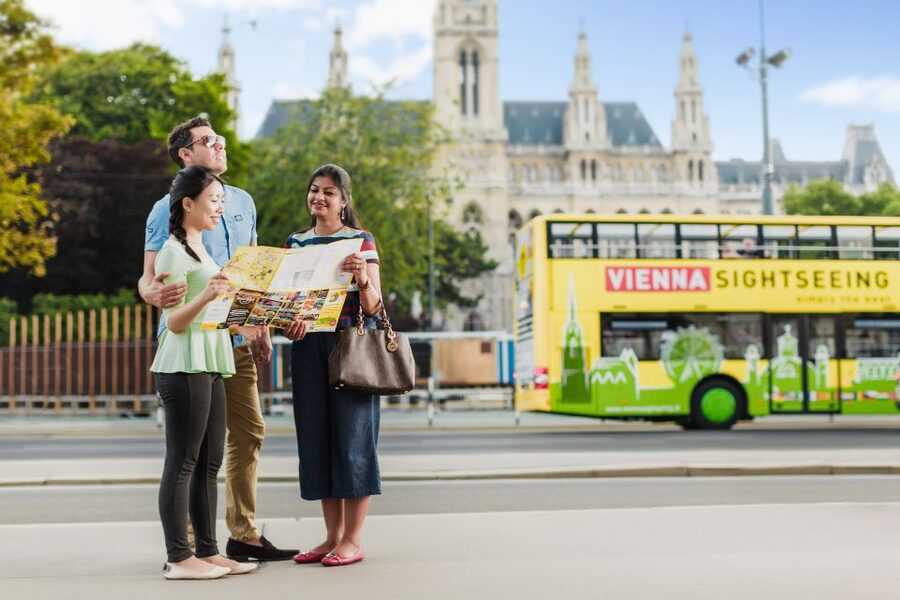 Vienna: Hop-On Hop-Off Sightseeing Bus Tour in 19 Languages - When the bus saves time, and when it does not