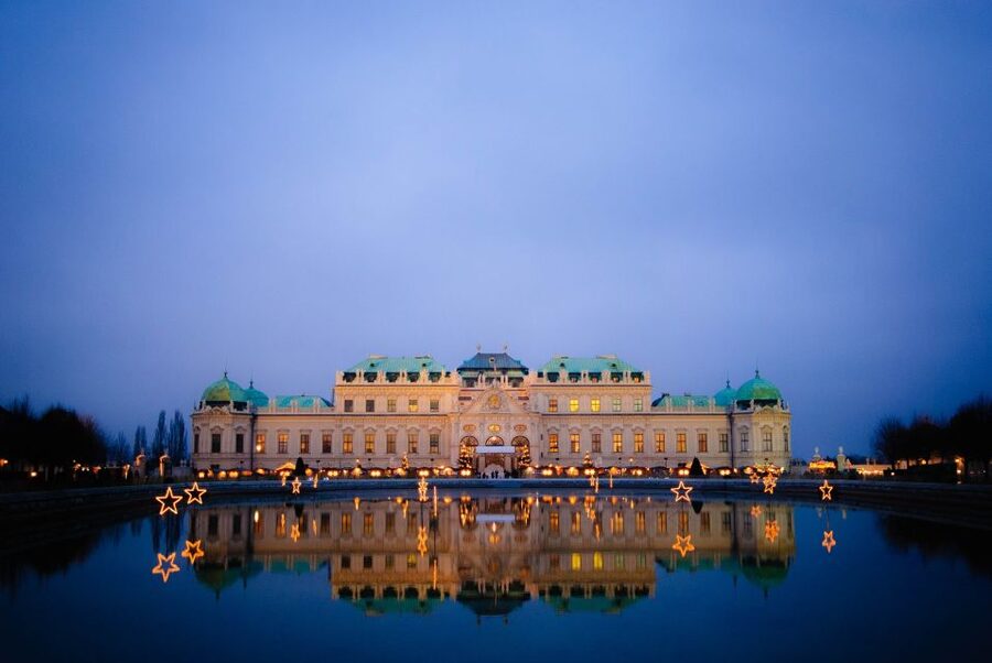 Vienna: Panoramic Night Tour by Bus - Rathausplatz and Vienna’s public face