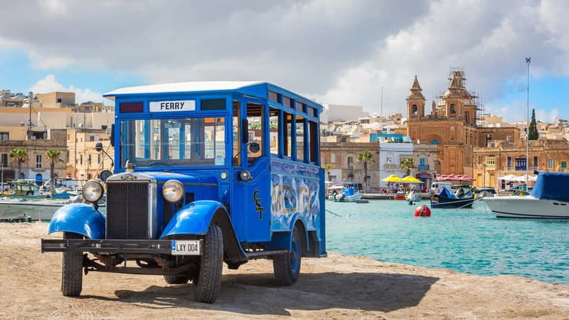 Vintage Bus: Mdina, Clapham Junction, Buskett, Dingli Cliffs - Key points at a glance