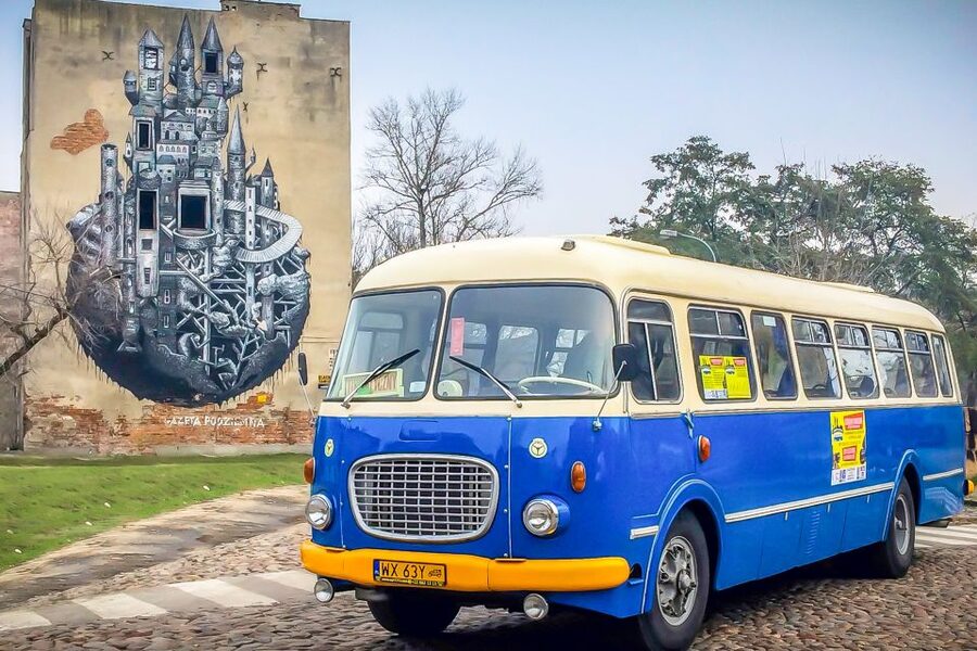 Warsaw: 2.5-Hour Dark Side - Praga District by a Retro Bus - Time, walking, and the $41 price