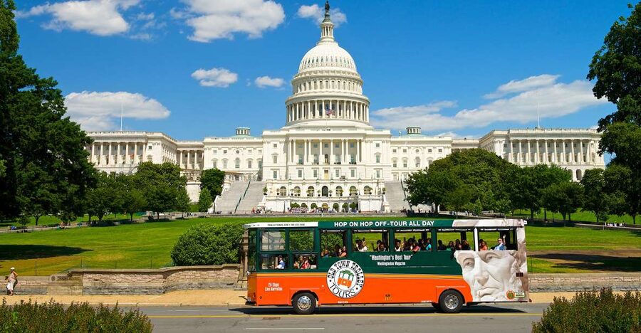 Washington, DC: Hop-On Hop-Off Old Town Trolley City Tour - Arlington National Cemetery by tram