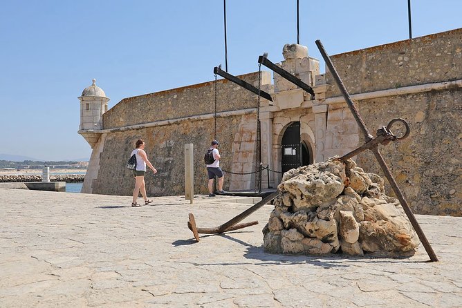 Western Algarve Guided Bus Tour - Silves gives the morning a historic start