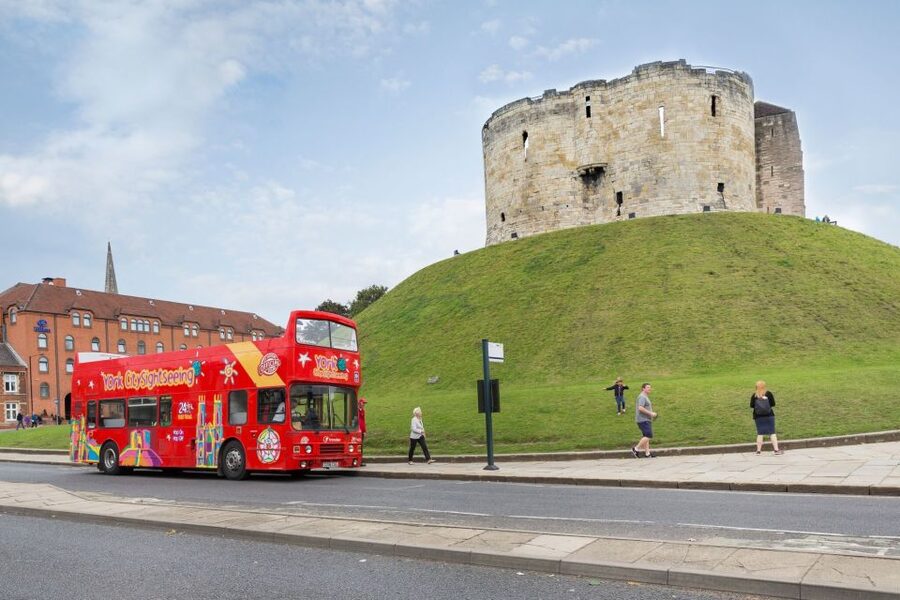 York: City Sightseeing Hop-On Hop-Off Bus Tour - Why the bus works well in York