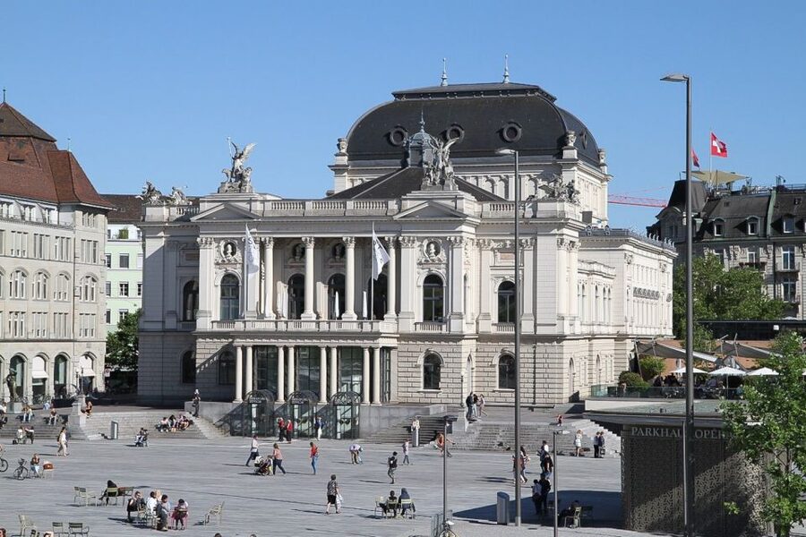 Zurich: Sightseeing Bus Tour with Optional FIFA Museum - Riding past Zurich’s major landmarks
