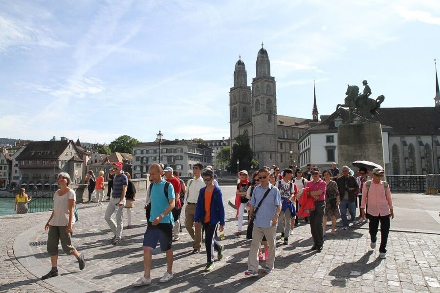 Zurich: Sightseeing Bus Tour with Optional FIFA Museum - Starting beside Zurich HB